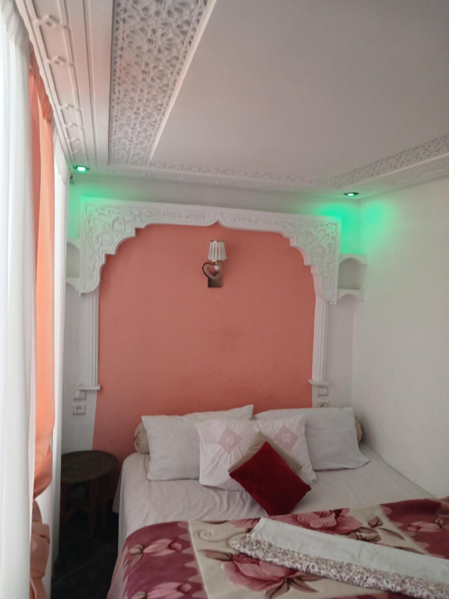Studio Amine Avec Une Terasse Privee Rabat Oda fotoğraf